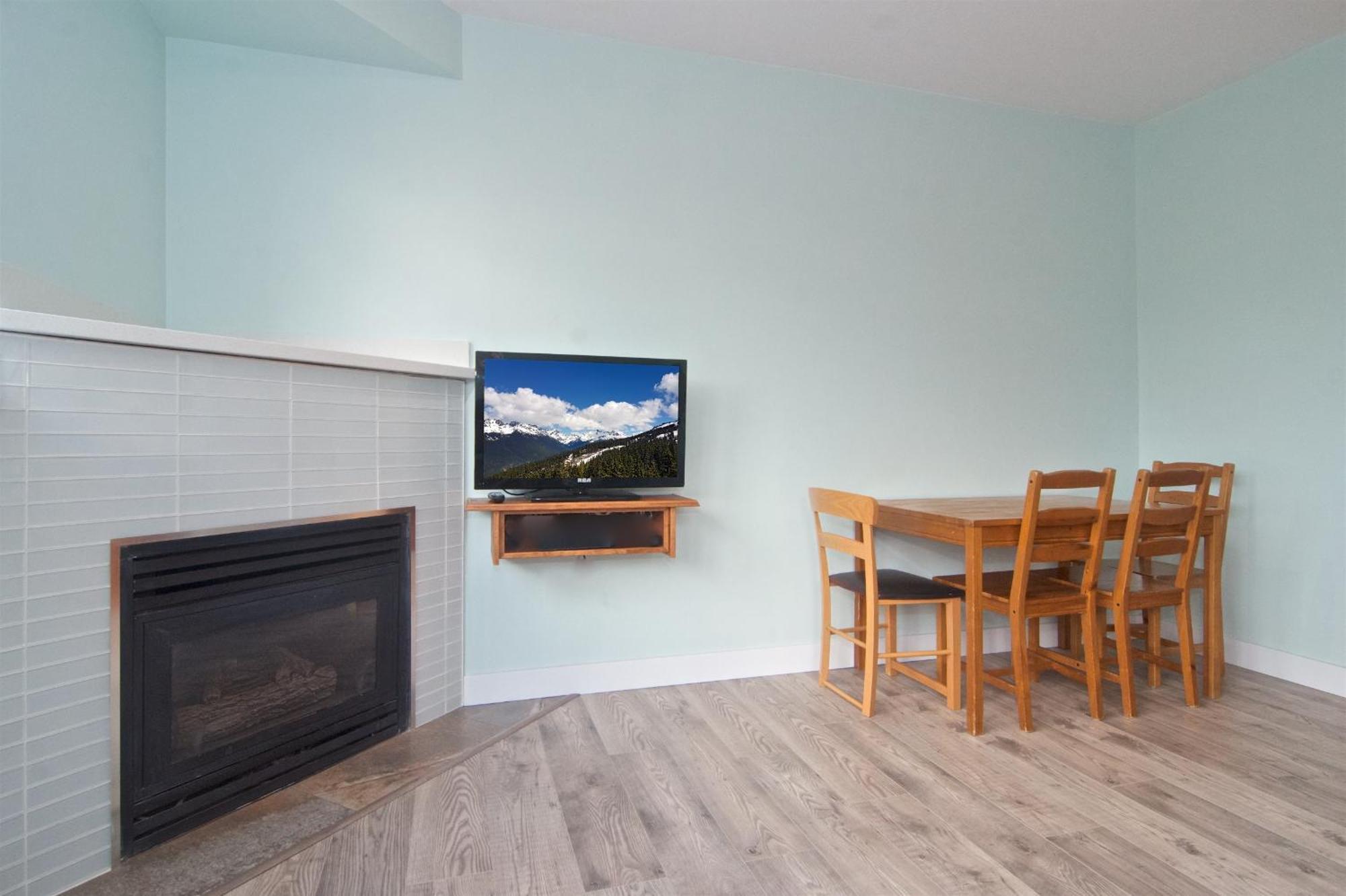 Alpenglow By Bill Apartment *